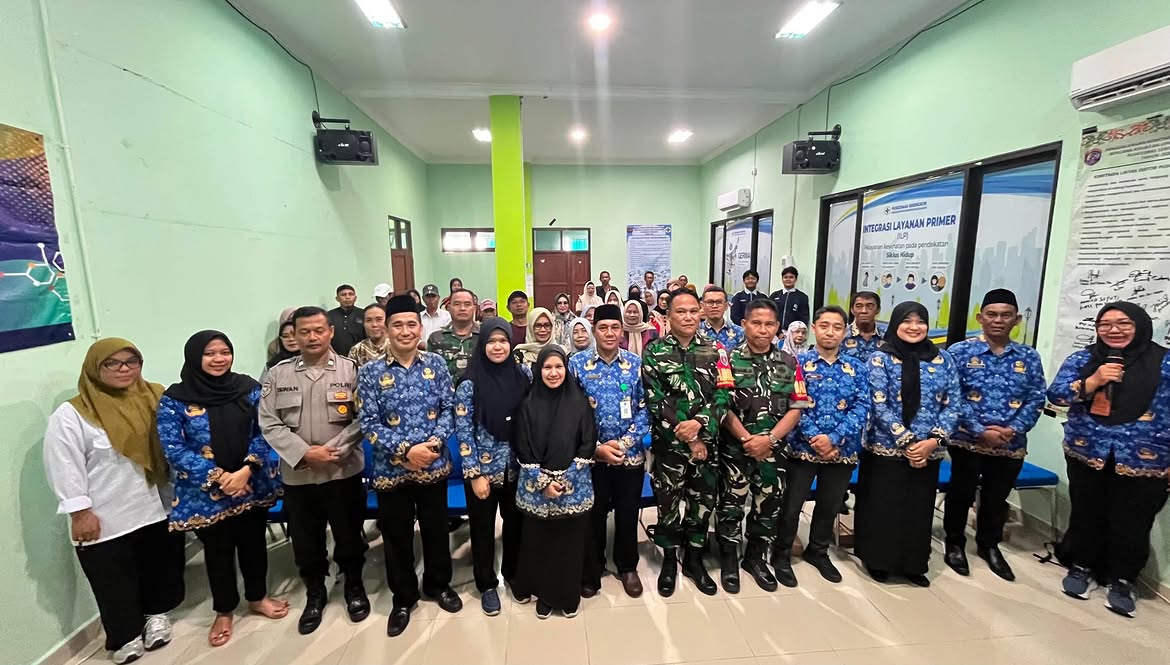 Lurah Selumit menghadiri kegiatan Mini Lokakarya Kesehatan yang diselenggarakan di Puskesmas Sebengkok
