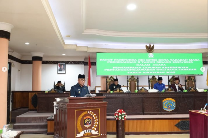  Kepala Seksi Tata Pemerintahan Kelurahan Selumit Menghadiri Rapat Paripurna XX DPRD Kota Tarakan Masa Persidangan II Tahun Sidang 2025/2026