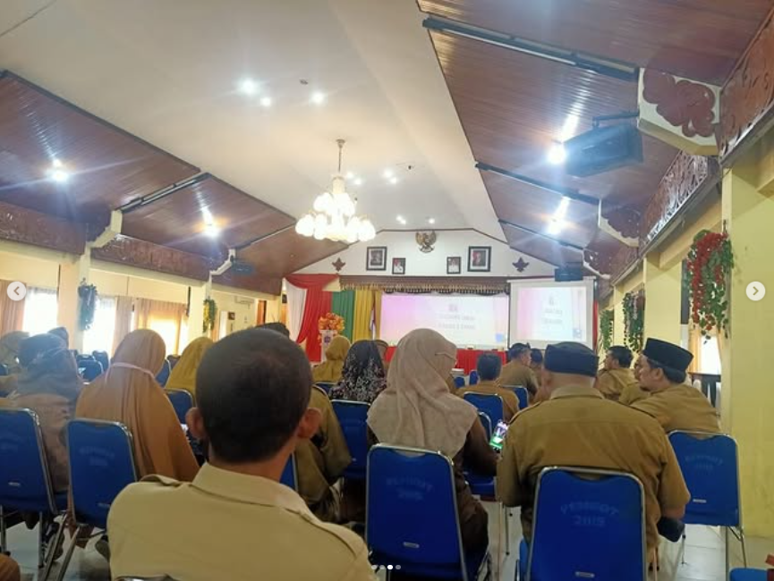  Kepala Seksi Ketentraman dan Ketertiban Umum (Trantibum) Kelurahan Selumit Menghadiri kegiatan Penyuluhan Hukum